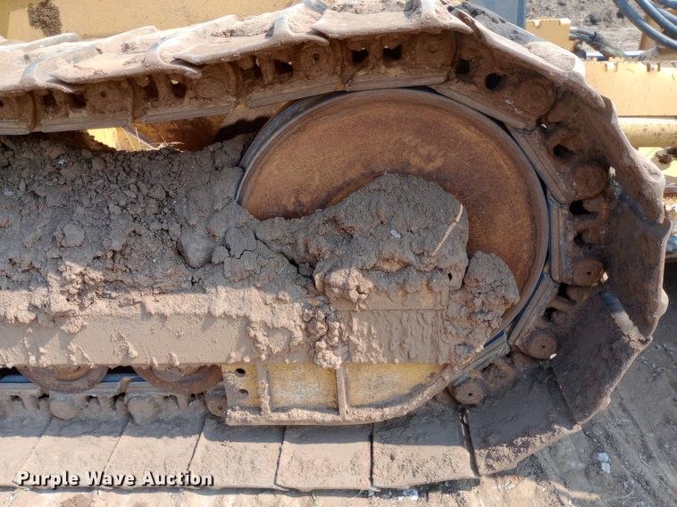 image for item NY9362 2007 John Deere 650J XLT dozer