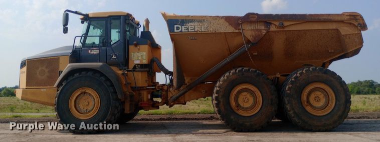 image for item NY9364 2015 John Deere 460E haul truck