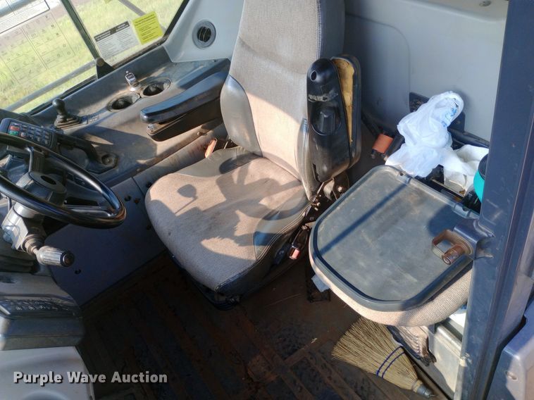 image for item NY9364 2015 John Deere 460E haul truck