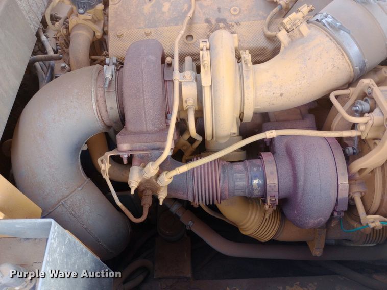 image for item NY9364 2015 John Deere 460E haul truck