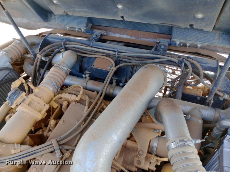 image for item NY9364 2015 John Deere 460E haul truck