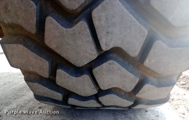 image for item NY9364 2015 John Deere 460E haul truck