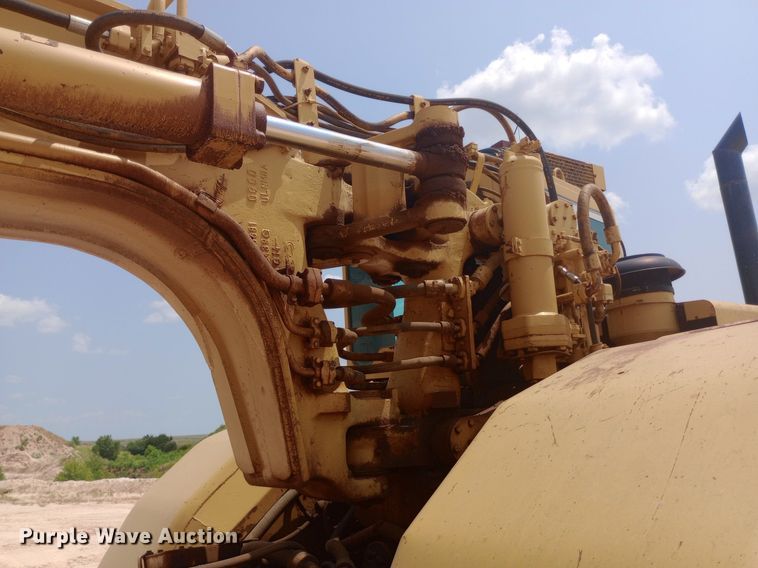 image for item NY9367 1986 Caterpillar 623B elevating scraper