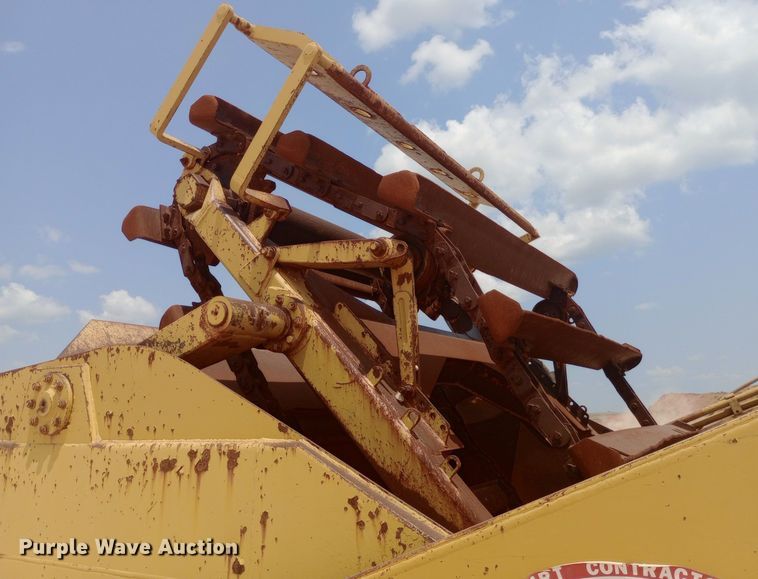 image for item NY9367 1986 Caterpillar 623B elevating scraper