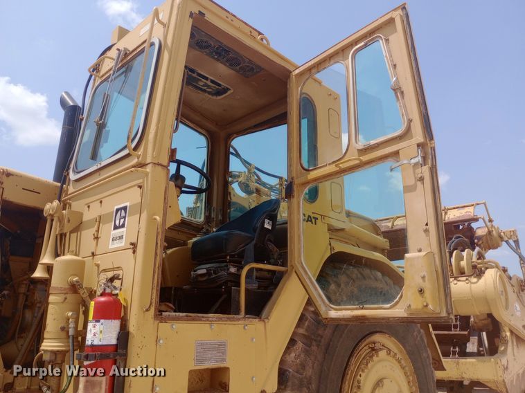 image for item NY9367 1986 Caterpillar 623B elevating scraper