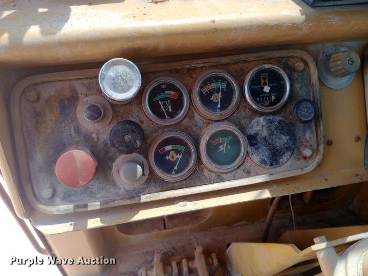 image for item NY9367 1986 Caterpillar 623B elevating scraper