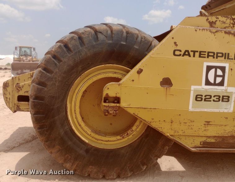 image for item NY9367 1986 Caterpillar 623B elevating scraper