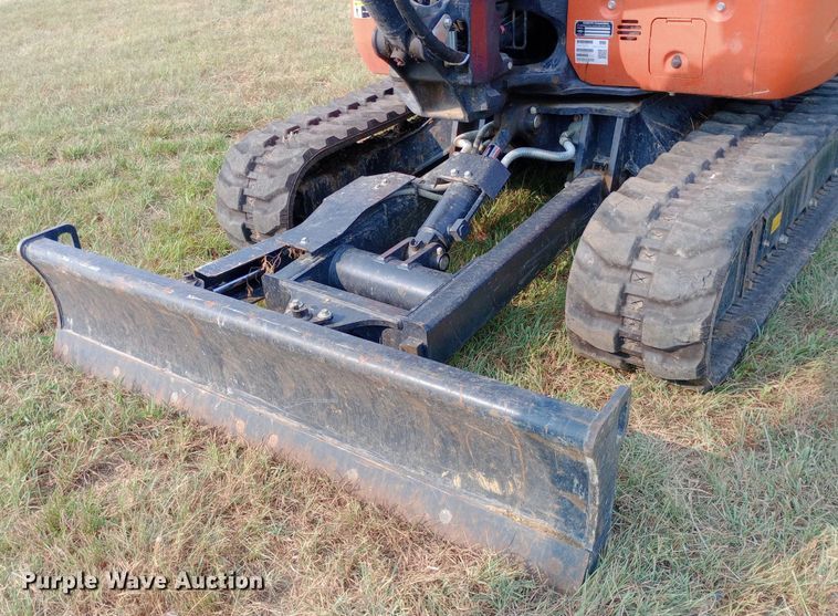 image for item NY9370 2019 Kubota KX040-4 mini excavator