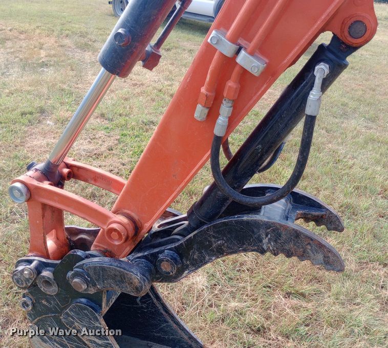 image for item NY9370 2019 Kubota KX040-4 mini excavator