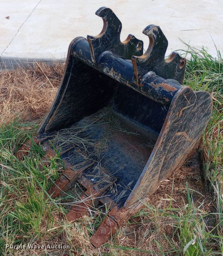 image for item NY9370 2019 Kubota KX040-4 mini excavator