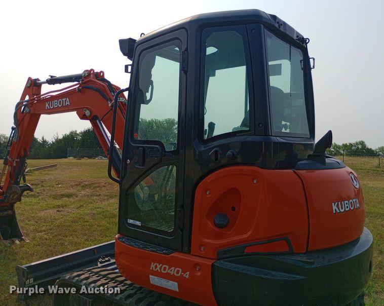 image for item NY9370 2019 Kubota KX040-4 mini excavator