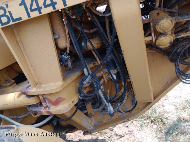 image for item NY9376 1997 Caterpillar  14H motor grader