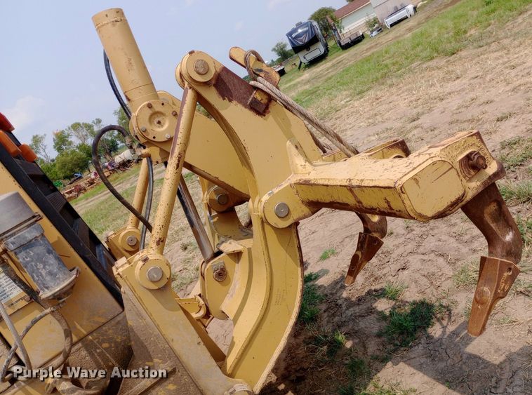 image for item NY9376 1997 Caterpillar  14H motor grader