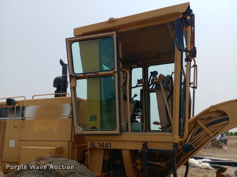 image for item NY9376 1997 Caterpillar  14H motor grader