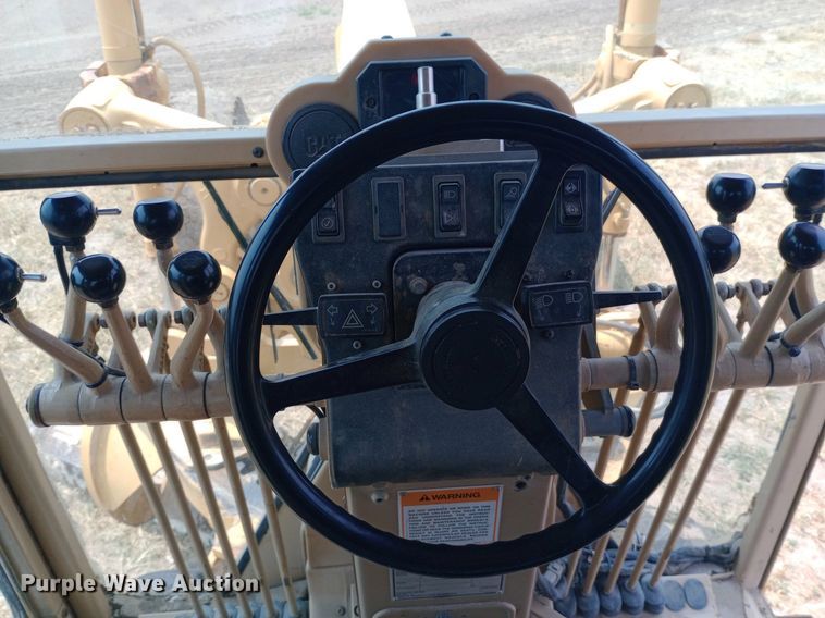 image for item NY9376 1997 Caterpillar  14H motor grader