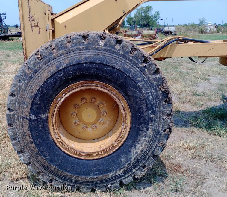 image for item NY9376 1997 Caterpillar  14H motor grader