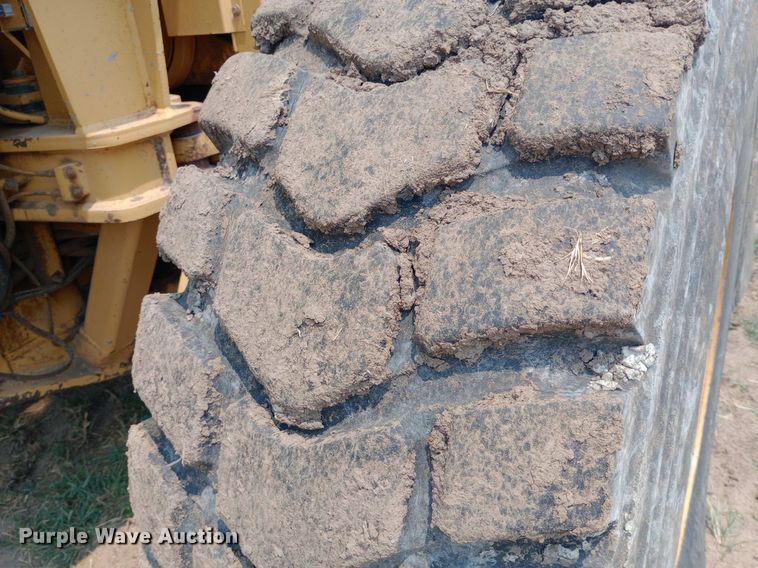 image for item NY9376 1997 Caterpillar  14H motor grader