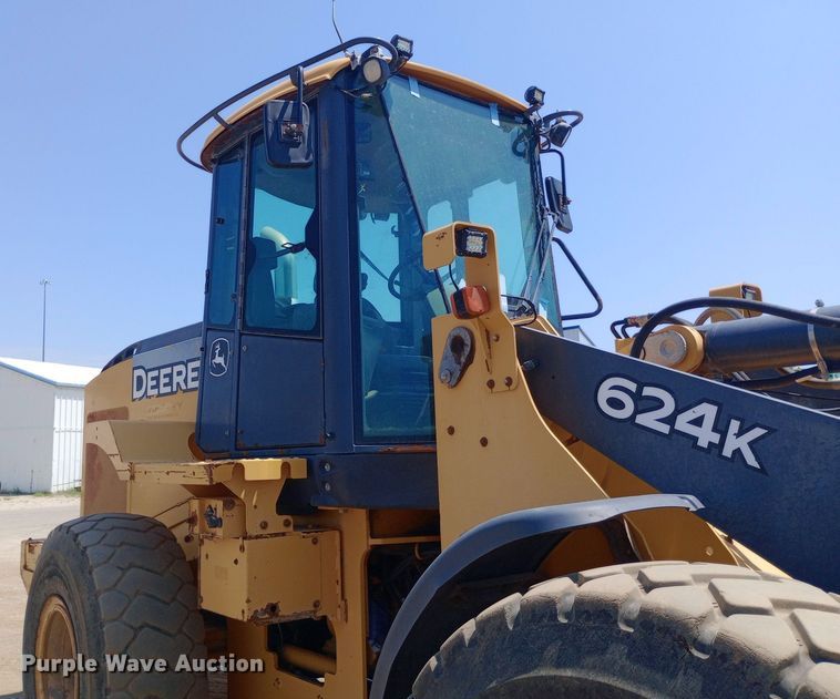 image for item NY9389 2015 John Deere 624K wheel loader
