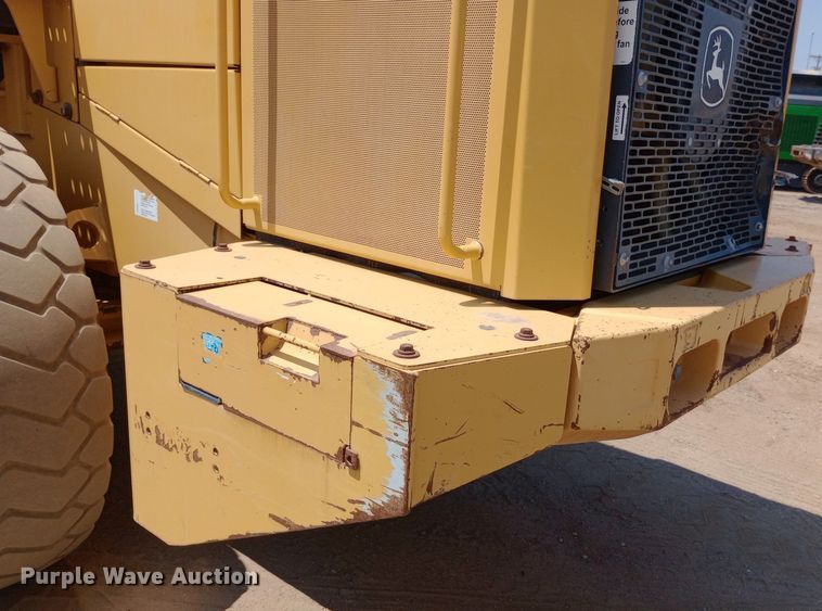 image for item NY9389 2015 John Deere 624K wheel loader