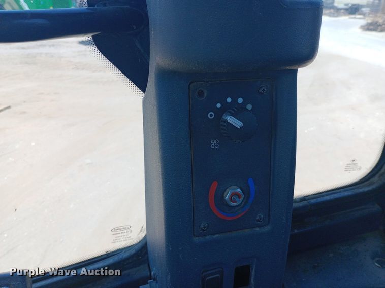 image for item NY9389 2015 John Deere 624K wheel loader