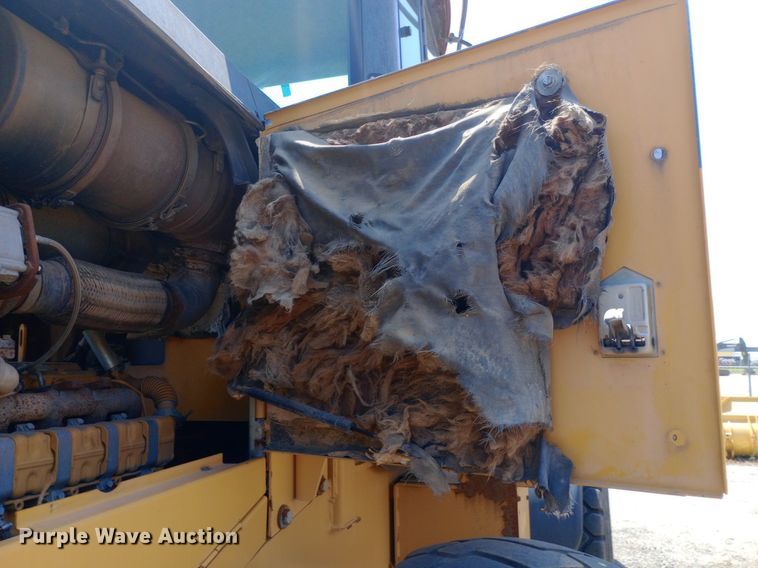 image for item NY9389 2015 John Deere 624K wheel loader