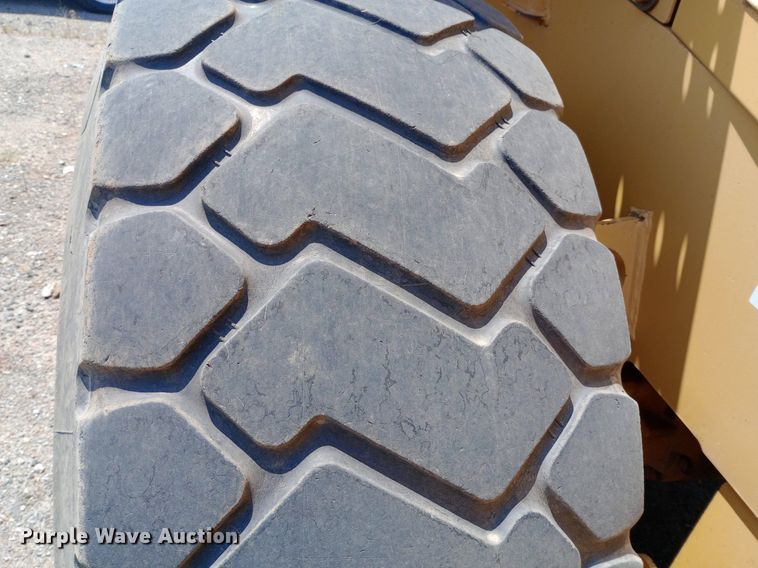 image for item NY9389 2015 John Deere 624K wheel loader