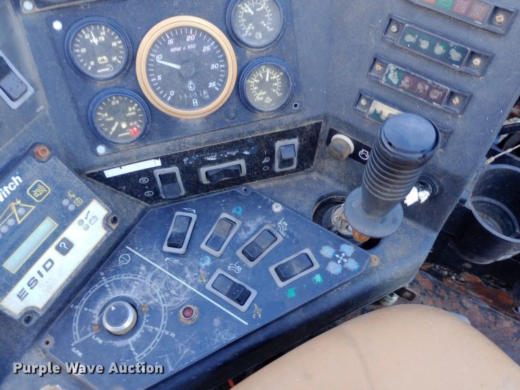 image for item NY9391 2012 Ditch Witch JT2020 directional boring unit