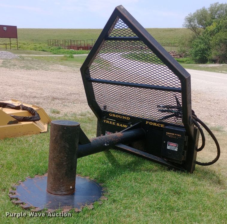 image for item NY9395 Ground Force High Flow R970 skid steer tree saw