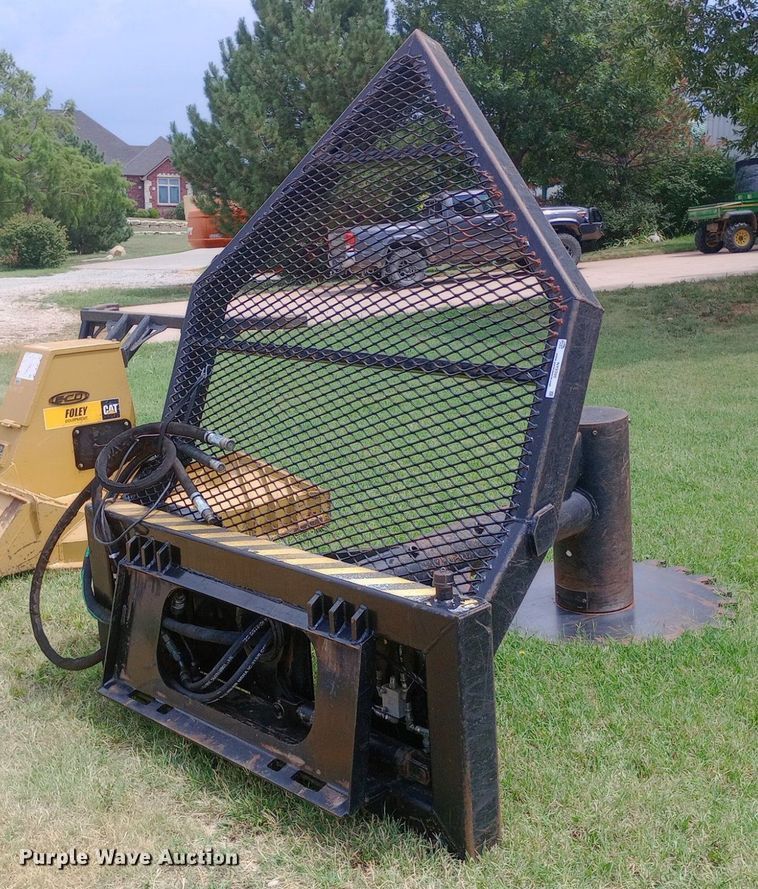 image for item NY9395 Ground Force High Flow R970 skid steer tree saw