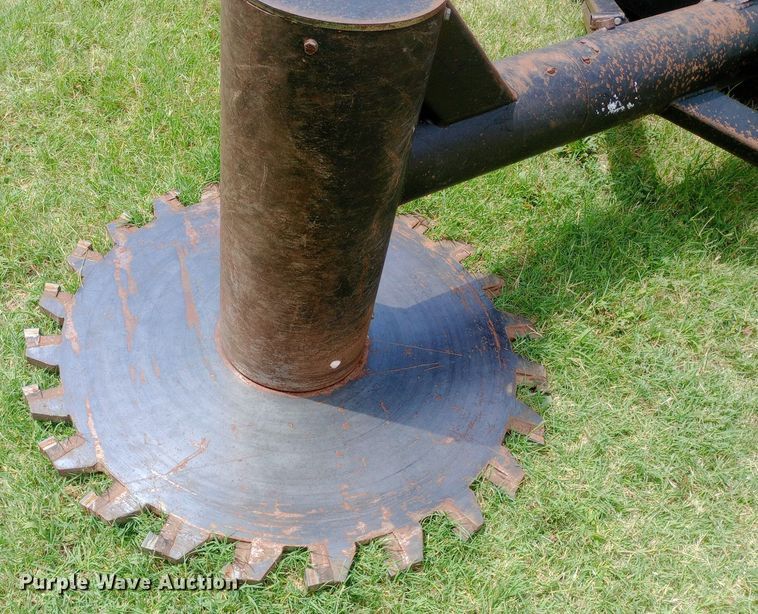 image for item NY9395 Ground Force High Flow R970 skid steer tree saw