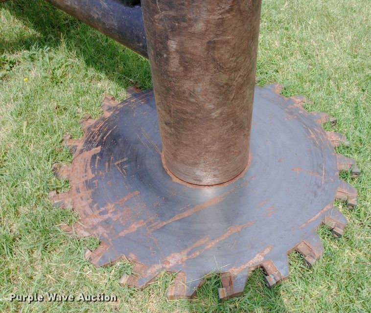 image for item NY9395 Ground Force High Flow R970 skid steer tree saw