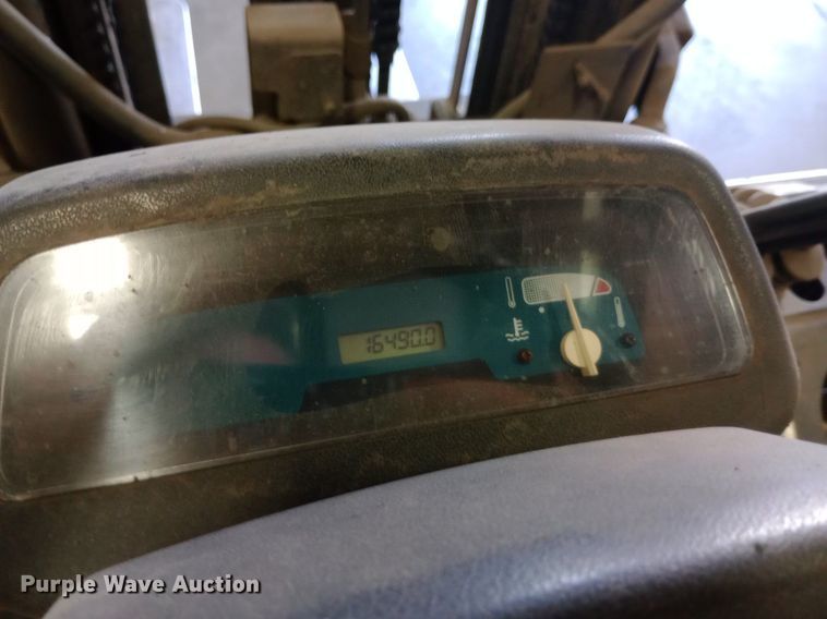 image for item NY9402 1999 Toyota 7FGCU25 forklift