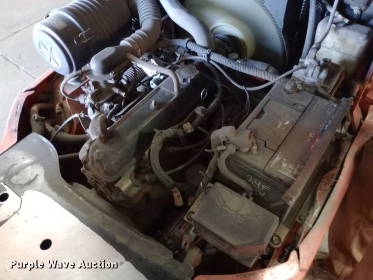 image for item NY9402 1999 Toyota 7FGCU25 forklift