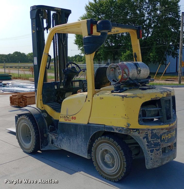 image for item NY9403 2015 Hyster H80FT forklift