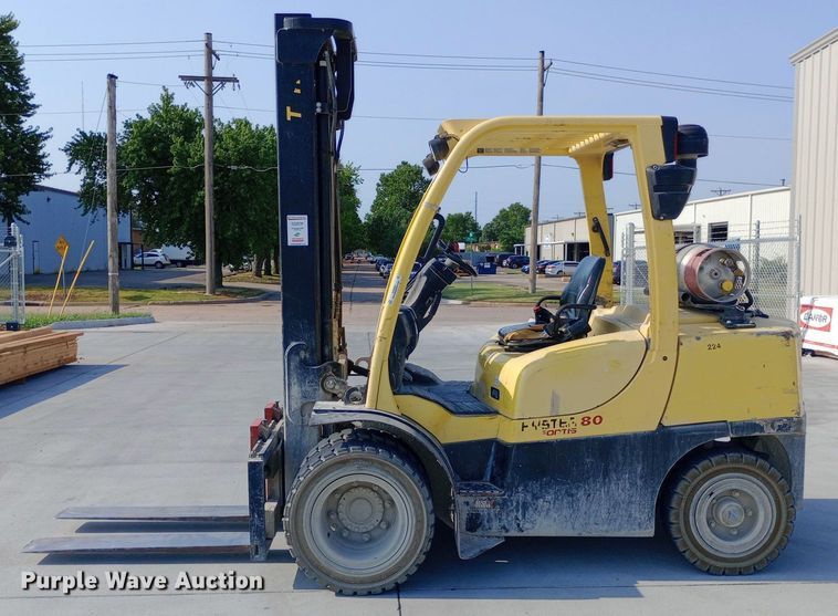 image for item NY9403 2015 Hyster H80FT forklift