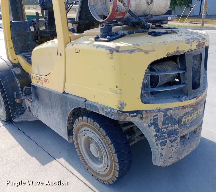 image for item NY9403 2015 Hyster H80FT forklift