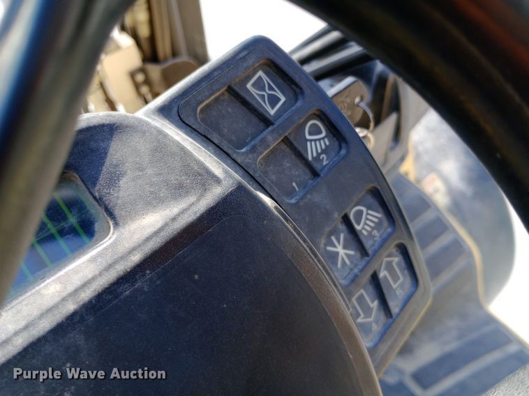 image for item NY9403 2015 Hyster H80FT forklift