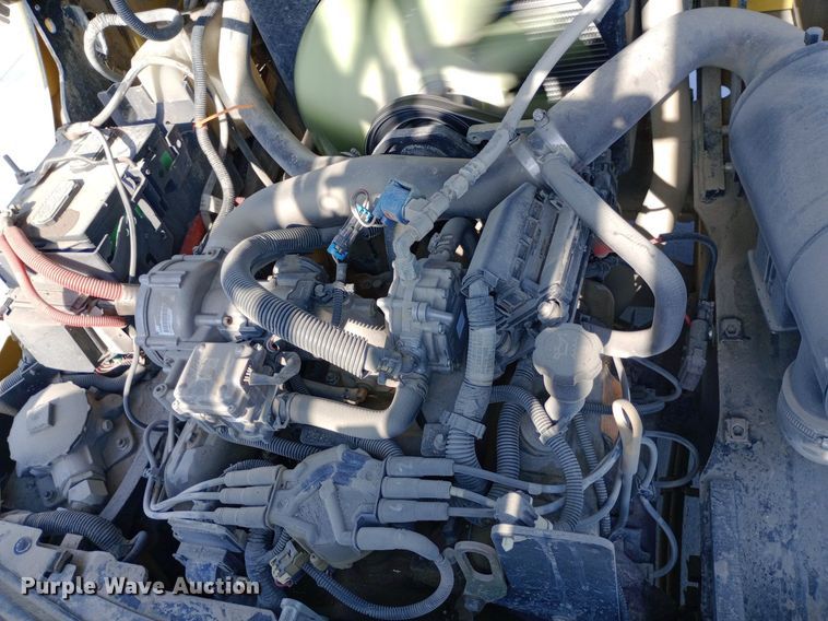 image for item NY9403 2015 Hyster H80FT forklift