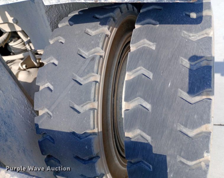 image for item NY9403 2015 Hyster H80FT forklift