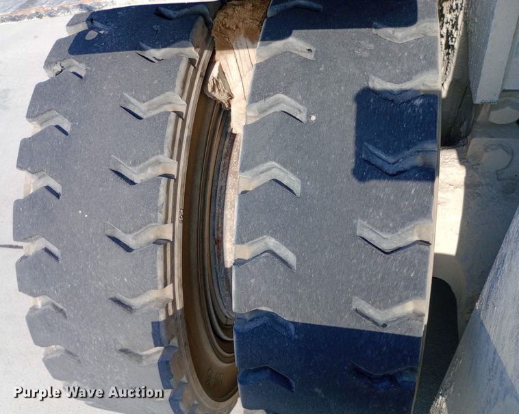 image for item NY9403 2015 Hyster H80FT forklift