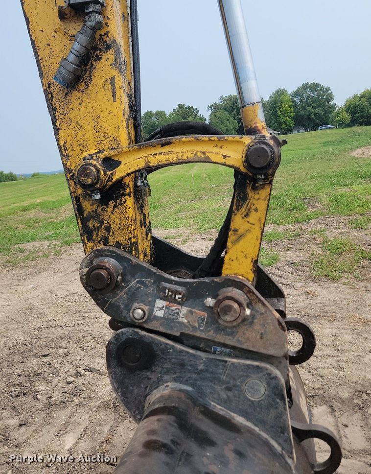 image for item OD9619 2017 Komatsu PC138USLC-11 excavator