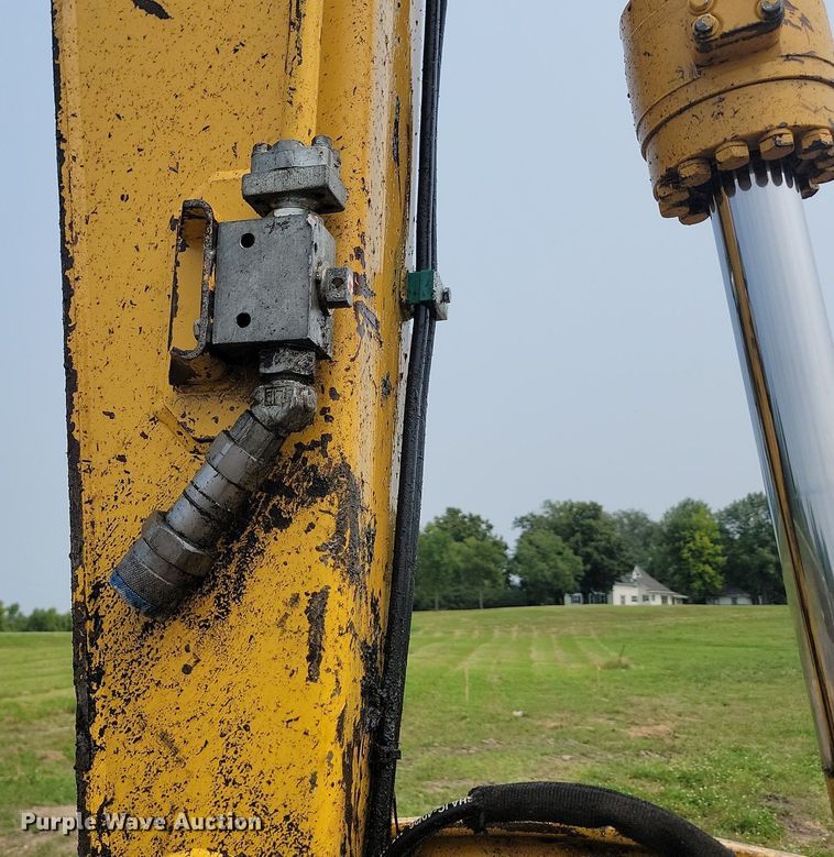 image for item OD9619 2017 Komatsu PC138USLC-11 excavator