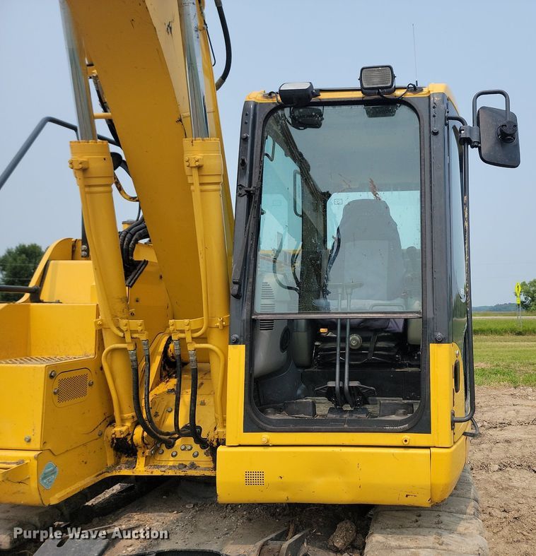 image for item OD9619 2017 Komatsu PC138USLC-11 excavator