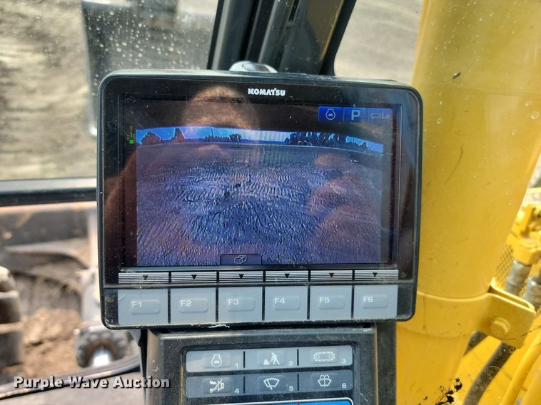 image for item OD9619 2017 Komatsu PC138USLC-11 excavator