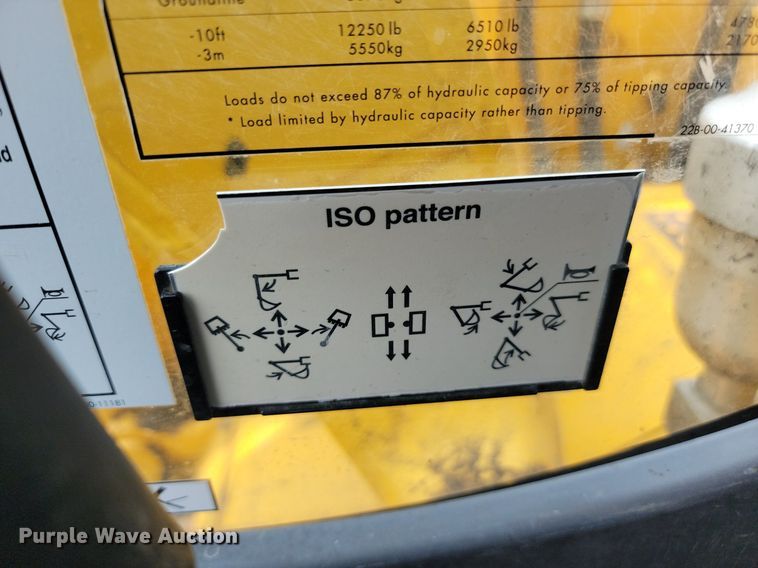 image for item OD9619 2017 Komatsu PC138USLC-11 excavator
