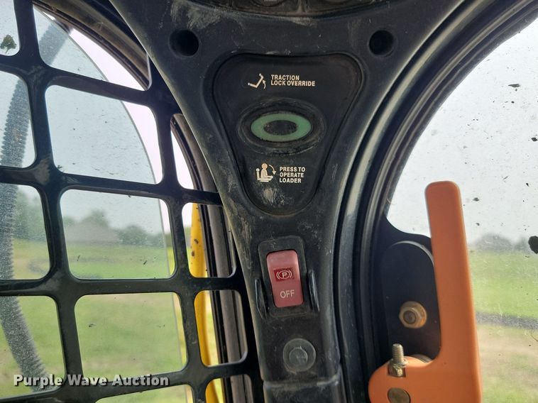 image for item OD9620 2015 Bobcat T870 tracked skid steer loader