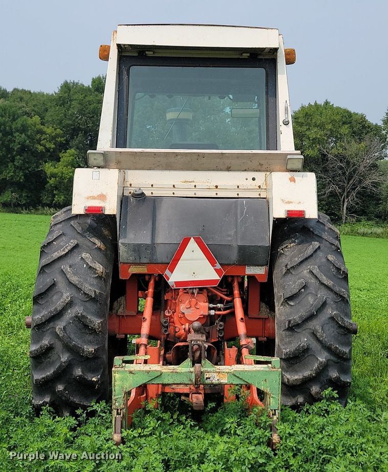 image for item OD9625 Case 1070 tractor