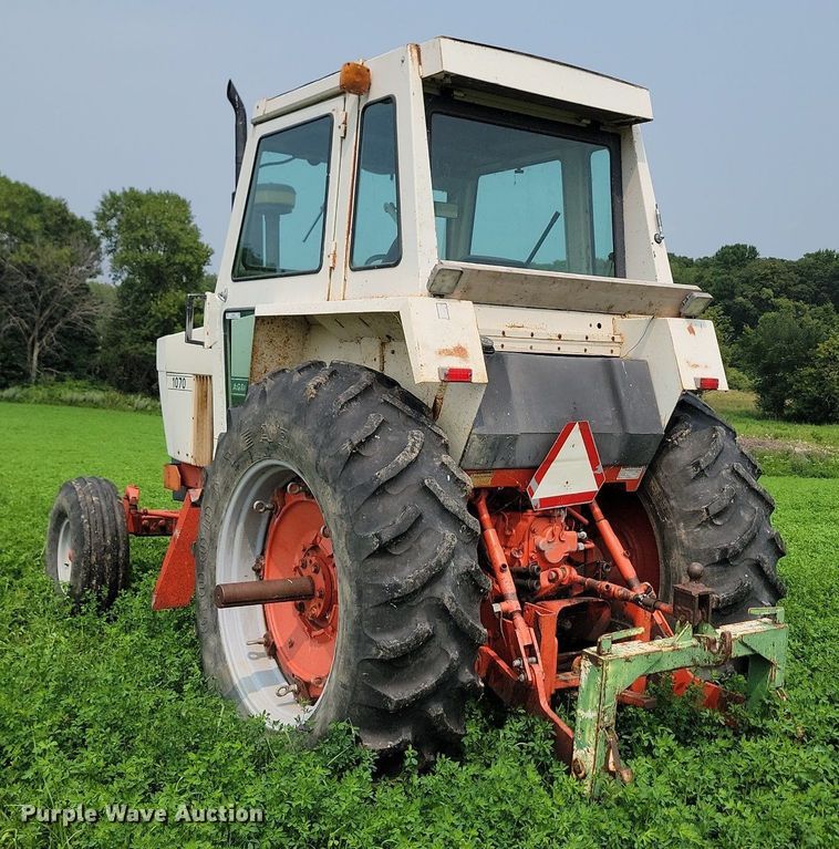 image for item OD9625 Case 1070 tractor
