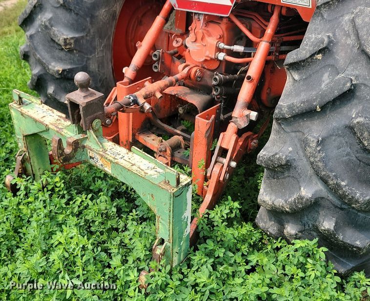 image for item OD9625 Case 1070 tractor