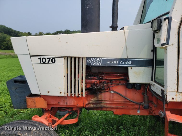 image for item OD9625 Case 1070 tractor